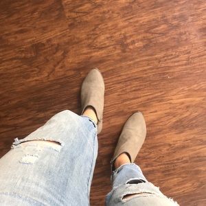 Grey ankle booties US 7